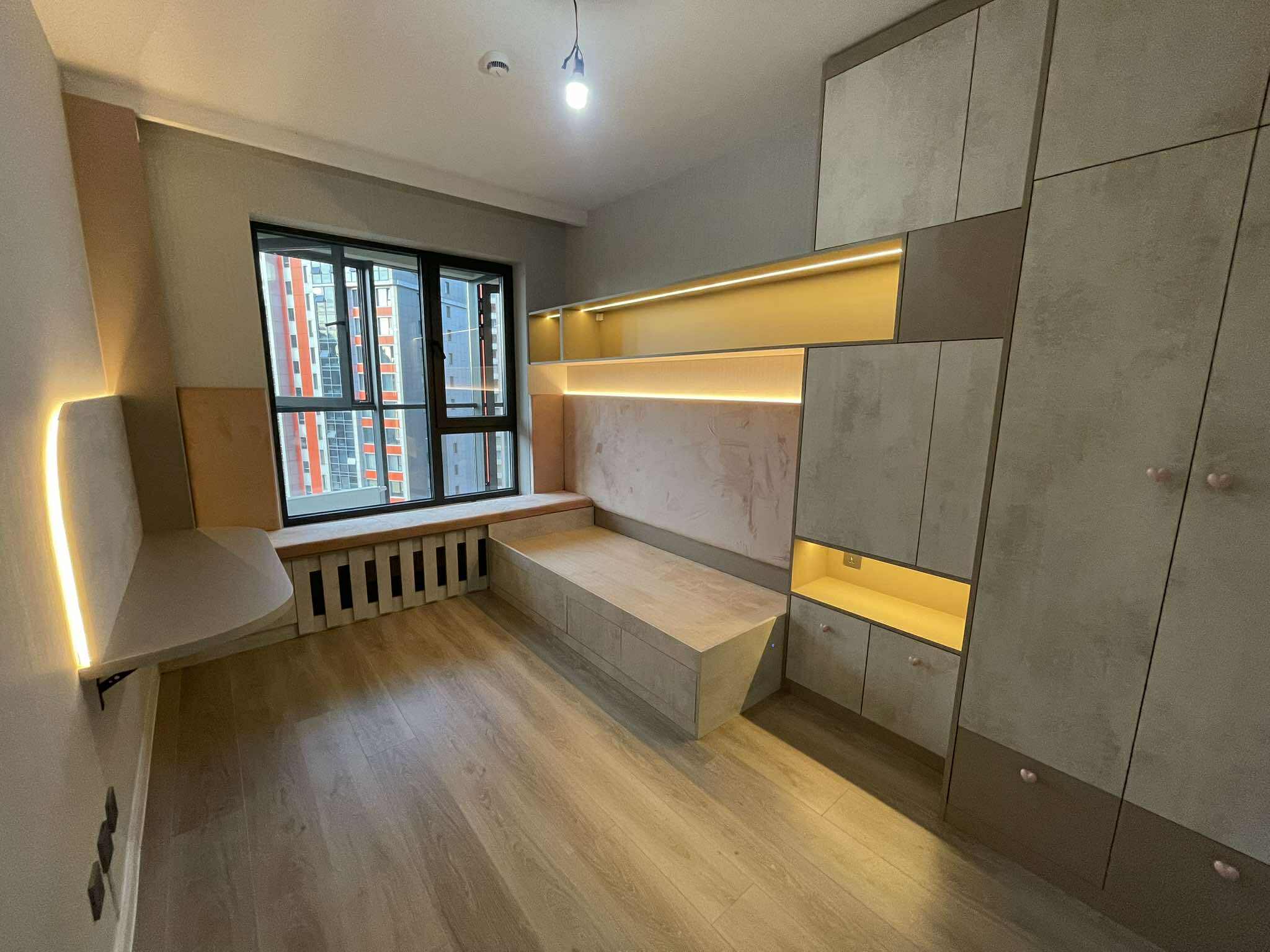 Children's room with built-in bunk and wardrobe